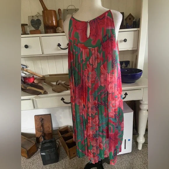 Gaudi - Picture 2 of 3